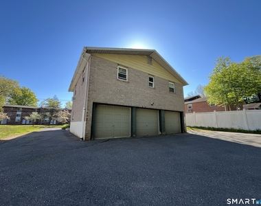 322 Emmett Street - Photo Thumbnail 9