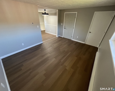 322 Emmett Street - Photo Thumbnail 3