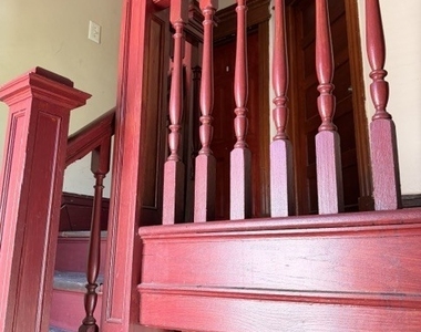 370 Maple Avenue - Photo Thumbnail 9