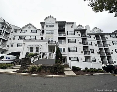 100 Glenbrook Road - Photo Thumbnail 2