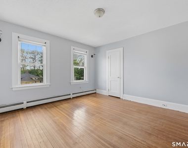 2 Oakland Avenue - Photo Thumbnail 19
