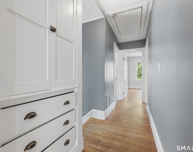 2 Oakland Avenue - Photo Thumbnail 13