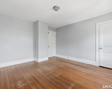 2 Oakland Avenue - Photo Thumbnail 21