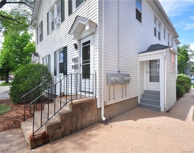 10 Poquonock Avenue - Photo Thumbnail 1