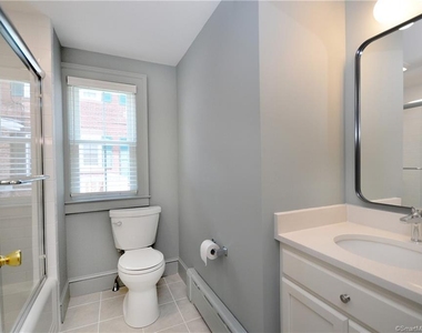 10 Poquonock Avenue - Photo Thumbnail 17