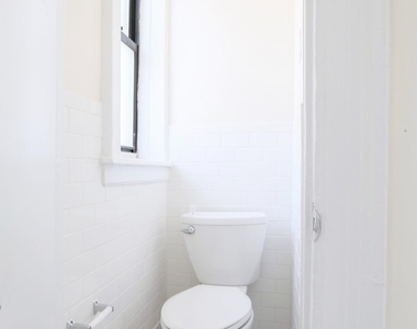 1427 York Avenue - Photo Thumbnail 2