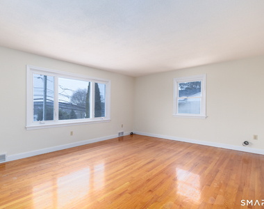 481 Bunker Hill Avenue - Photo Thumbnail 2