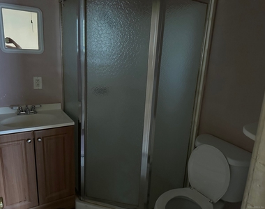 61 Clarence Street - Photo Thumbnail 8