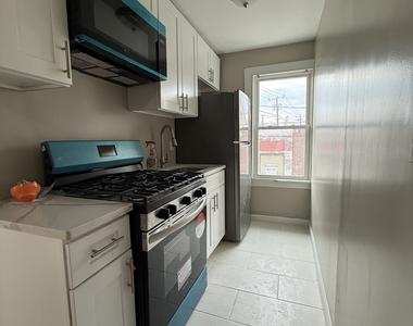 168 Main Street - Photo Thumbnail 2