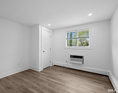 149 Garfield Avenue - Photo Thumbnail 8