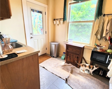 5854-5862 Forbes Ave - Photo Thumbnail 6