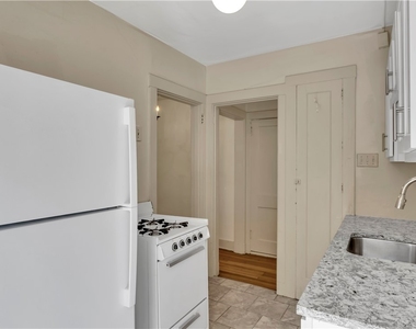 5854-5862 Forbes Ave - Photo Thumbnail 4
