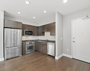 350 Oliver Ave - Photo Thumbnail 14
