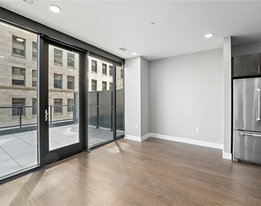 350 Oliver Ave - Photo Thumbnail 5