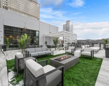 350 Oliver Ave - Photo Thumbnail 21