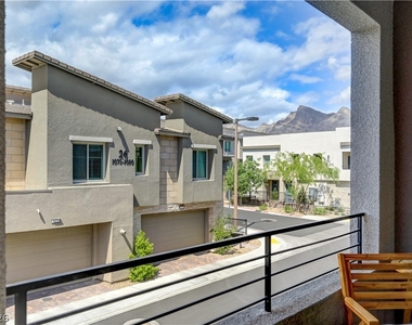 600 N Carriage Hill Drive - Photo Thumbnail 39