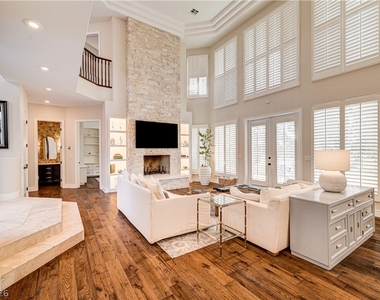 8901 Robinson Ridge Drive - Photo Thumbnail 15