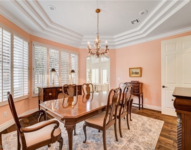 8901 Robinson Ridge Drive - Photo Thumbnail 18