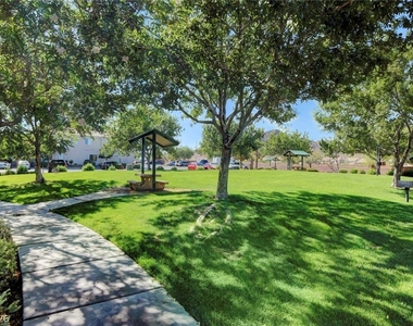 2576 Velez Valley Way - Photo Thumbnail 3
