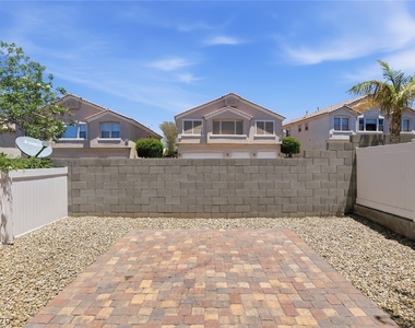2576 Velez Valley Way - Photo Thumbnail 44
