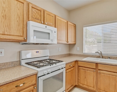 2576 Velez Valley Way - Photo Thumbnail 21