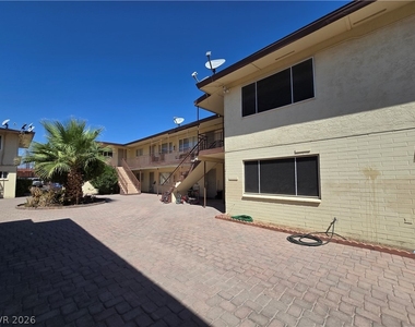 1904 Rexford Drive - Photo Thumbnail 1