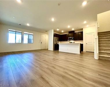 12476 Kings Creek Place - Photo Thumbnail 4