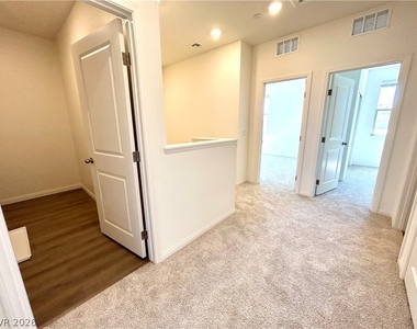 12476 Kings Creek Place - Photo Thumbnail 10