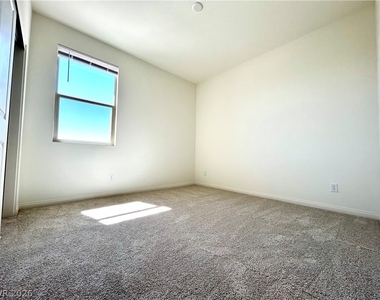 12476 Kings Creek Place - Photo Thumbnail 15