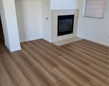 3308 Barada Heights Avenue - Photo Thumbnail 8