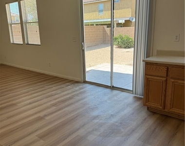 3308 Barada Heights Avenue - Photo Thumbnail 5
