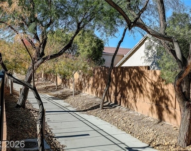 6868 Sky Pointe Drive - Photo Thumbnail 6