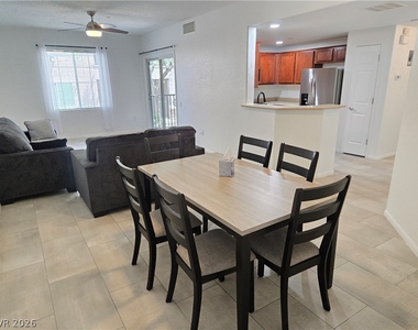 6868 Sky Pointe Drive - Photo Thumbnail 12