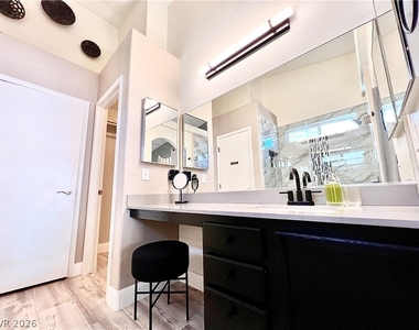 2742 Herron Hills Street - Photo Thumbnail 4