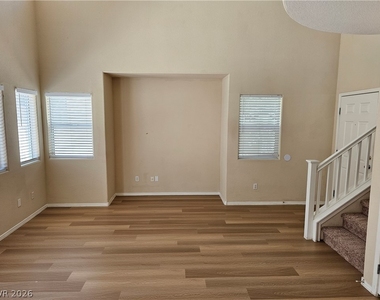 5959 Bristol Crest Lane - Photo Thumbnail 6