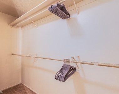 5240 Janfred Court - Photo Thumbnail 13