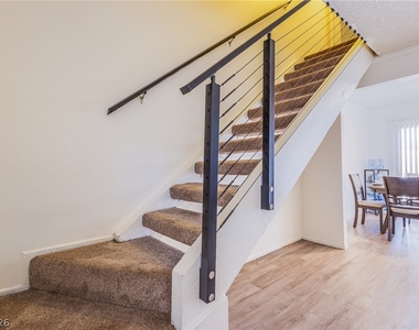 5240 Janfred Court - Photo Thumbnail 8