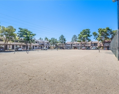 5240 Janfred Court - Photo Thumbnail 21