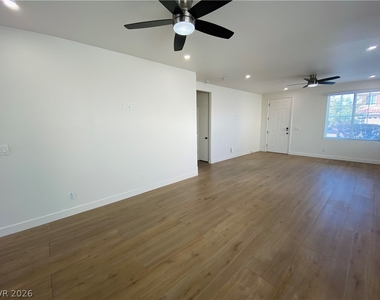8794 Timber Mesa Street - Photo Thumbnail 5
