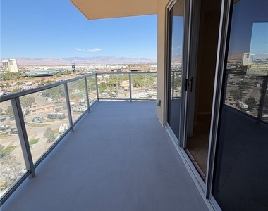 8255 Las Vegas Boulevard - Photo Thumbnail 21
