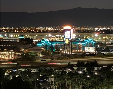 8255 Las Vegas Boulevard - Photo Thumbnail 33