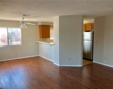 6863 Tamarus Street - Photo Thumbnail 4