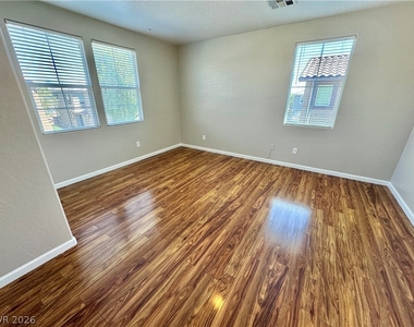 335 Clarence House Avenue - Photo Thumbnail 10