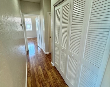 335 Clarence House Avenue - Photo Thumbnail 8