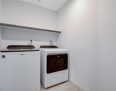7821 Tomsburgh Lane - Photo Thumbnail 29