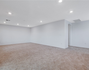 7821 Tomsburgh Lane - Photo Thumbnail 33