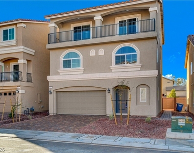 7821 Tomsburgh Lane - Photo Thumbnail 1