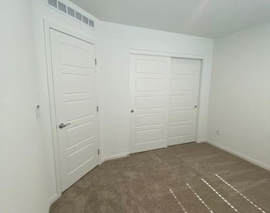 10370 Ricordi Street - Photo Thumbnail 23