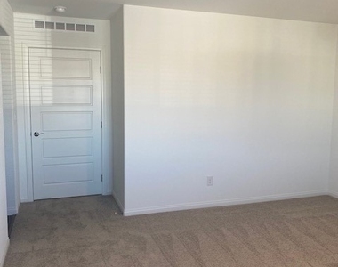 10370 Ricordi Street - Photo Thumbnail 28