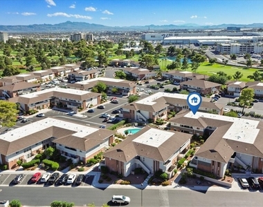 669 Oakmont Avenue - Photo Thumbnail 37